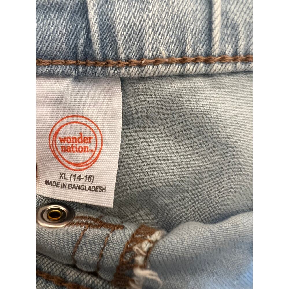 NWT Wonder nation Girls Denim Shorts Size 14-16 - Picture 2 of 3